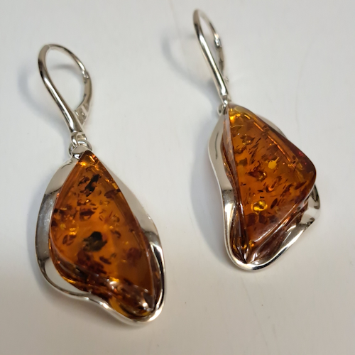 Click to view detail for HW-519 Earrings Amber, Irregular Shape $82
